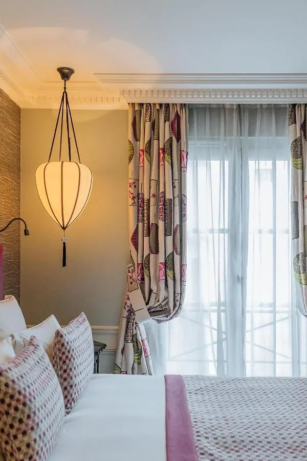 Pavillon Faubourg Saint-germain & Otel 5*