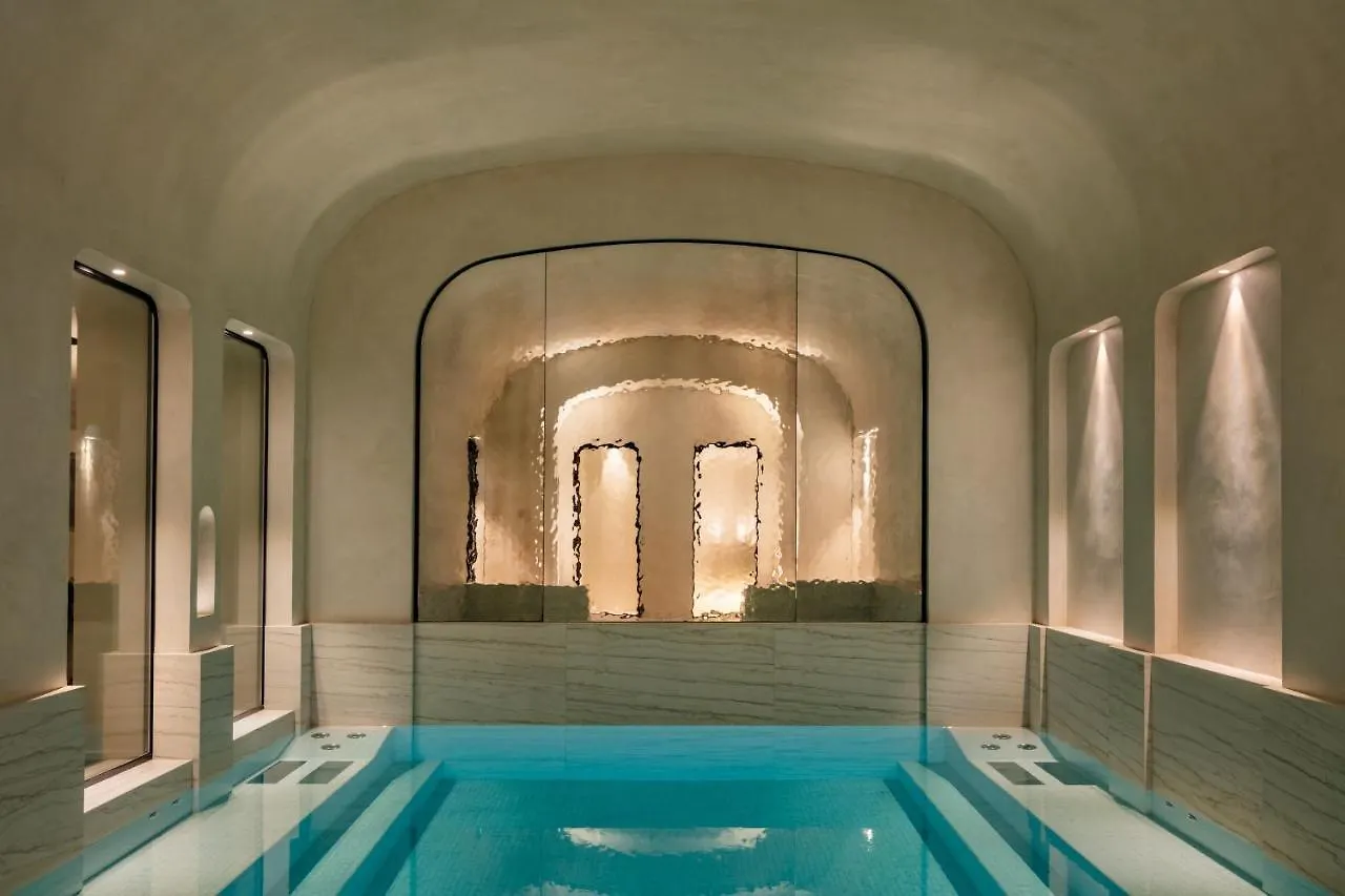 Pavillon Faubourg Saint-germain & Otel Paris